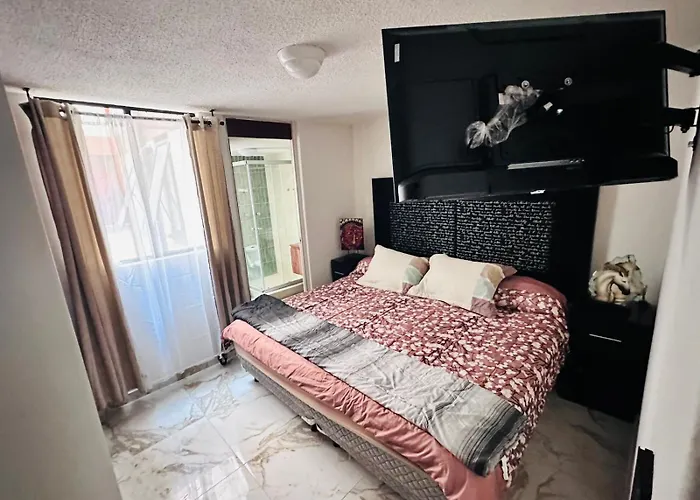 Luxury Medellin 105 Vive El Mundial Desde La Roma 1 Apartment